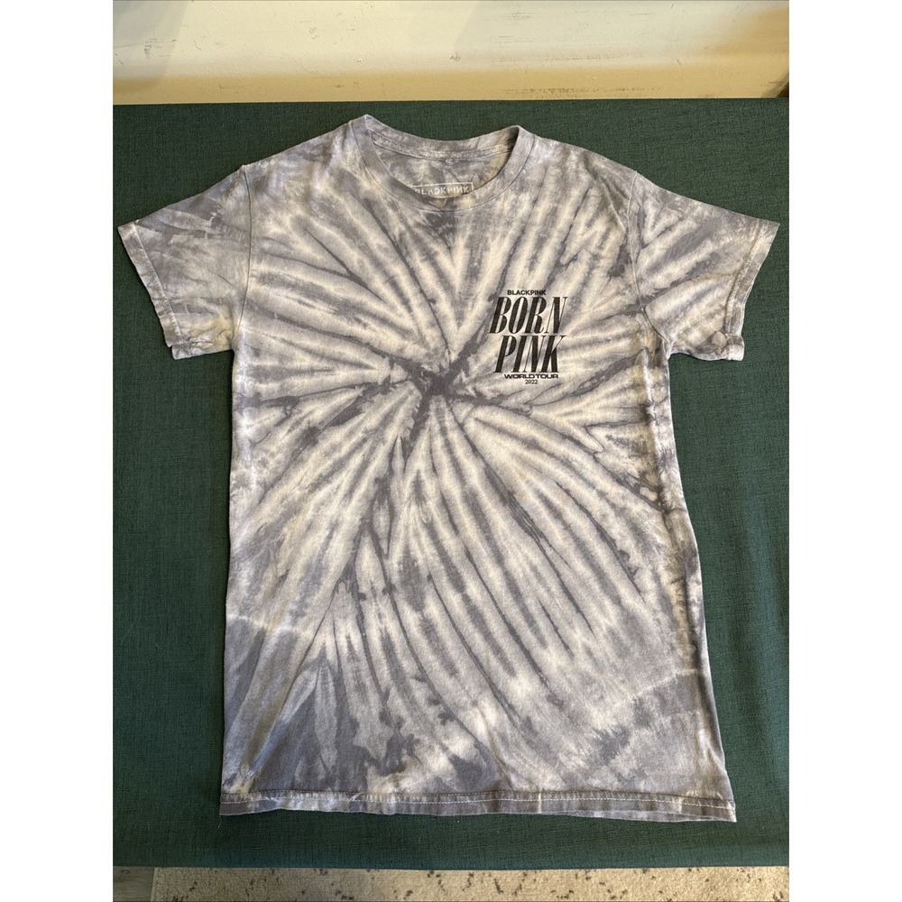 BLACKPINK 2022 World Tour Born Pink T Shirt Womens Size S Grey Tie Dye Kpop